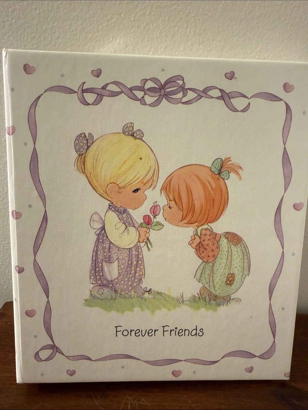 Vintage 1998 PRECIOUS MOMENTS Hallmark Address Book Forever Friends Hearts